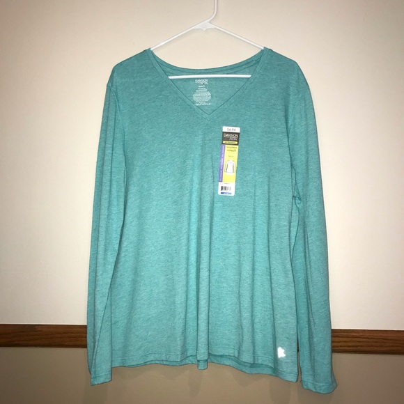 Danskin Tops - Danskin green long sleeved shirt